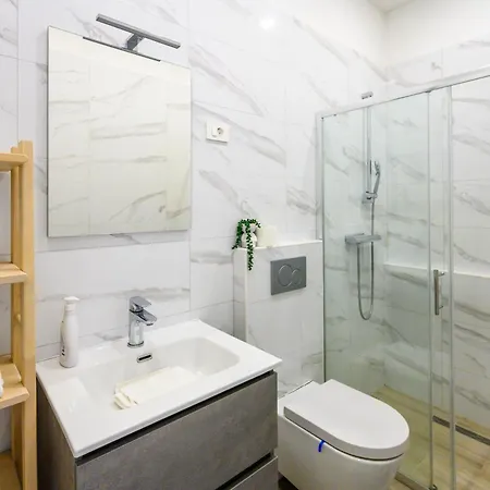 The Urban Loft Apartment